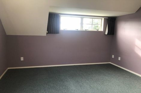 Photo of property in 4 Holly Court, Palmerston North, 4410