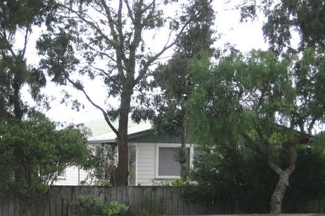 Photo of property in 4305 Great North Road, Glendene, Auckland, 0602