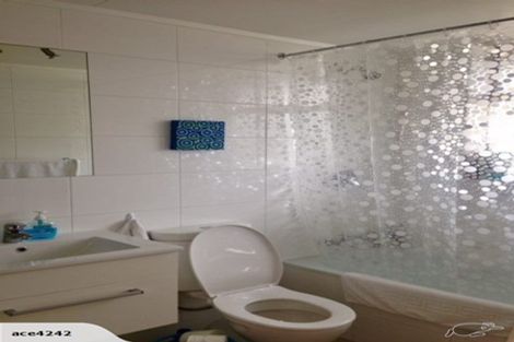 Photo of property in Beresford Apartments, 12/118u Russell Terrace, Berhampore, Wellington, 6023