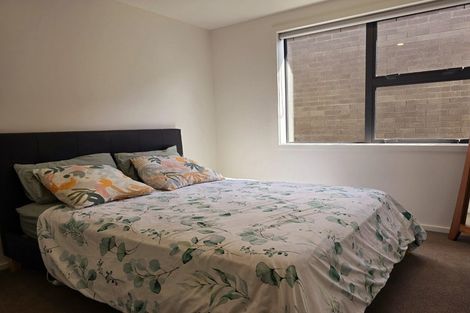 Photo of property in 36 Liberation Road, Papakura, 2110