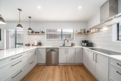 Photo of property in 8 Furlong Crescent, Churton Park, Wellington, 6037
