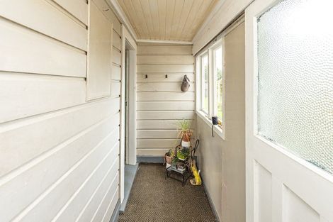 Photo of property in 8 Fox Road, Springvale, Whanganui, 4501