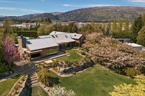 Photo of property in 46 Ballantyne Road, Wanaka, 9305