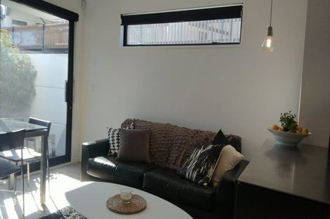 Photo of property in 138a Holly Road, St Albans, Christchurch, 8014