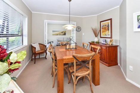 Photo of property in 70 Charles Prevost Drive, The Gardens, Auckland, 2105