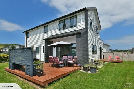 Photo of property in 18 Kaipuke Crescent, Gulf Harbour, Whangaparaoa, 0930