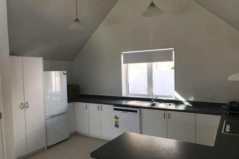 Photo of property in Pirie Street Townhouses, 22/35u Pirie Street, Mount Victoria, Wellington, 6011