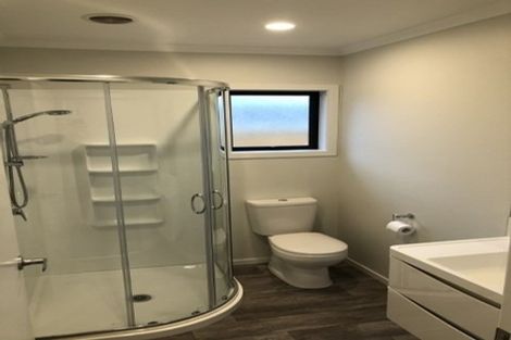 Photo of property in 10u2 Heath Street, Saint Andrews, Hamilton, 3200