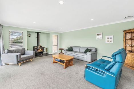 Photo of property in 1 Lloyds Close, Rolleston, 7614