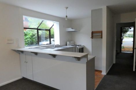 Photo of property in 27 Darvel Street, Riccarton, Christchurch, 8011