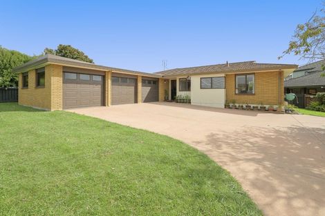 Photo of property in 35 Clivedene Street, Matua, Tauranga, 3110