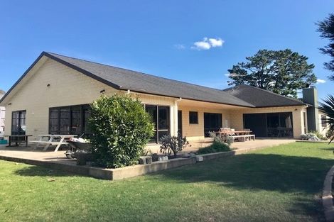 Photo of property in 68 Shelter Drive, Greenhithe, Auckland, 0632