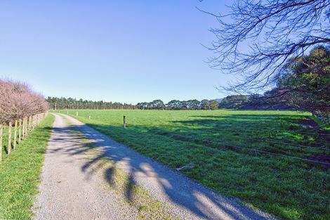 Photo of property in 620 Western Lake Road, Western Lake, Featherston, 5773