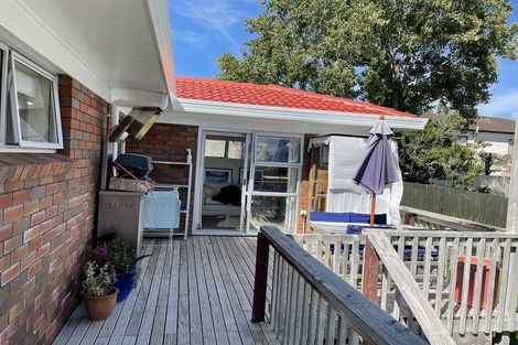 Photo of property in 2/123 Pigeon Mountain Road, Half Moon Bay, Auckland, 2012