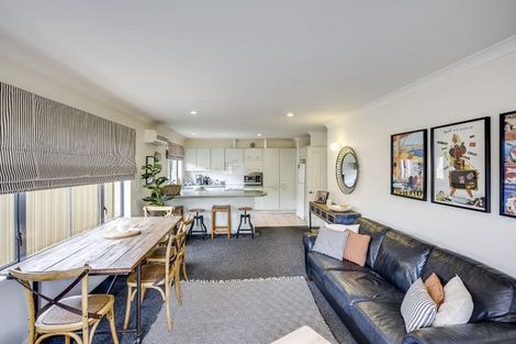 Photo of property in 2/193 Gloucester Street, Taradale, Napier, 4112