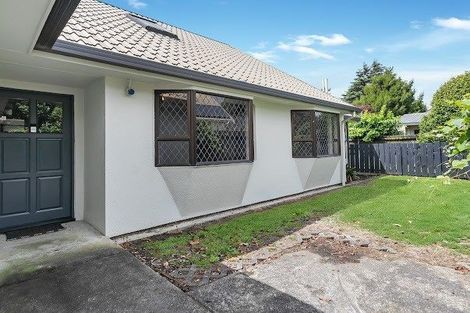 Photo of property in 2/11 Beach Road, Pahurehure, Papakura, 2113