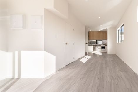 Photo of property in 87 Palmers Road, Clendon Park, Auckland, 2103