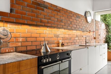 Photo of property in 90 Alpha Street, Cambridge, 3434