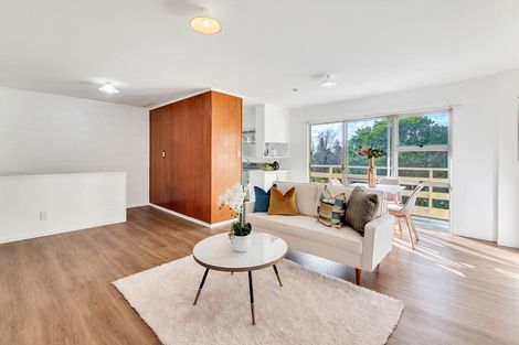 Photo of property in 2/19 Copley Street, New Lynn, Auckland, 0600