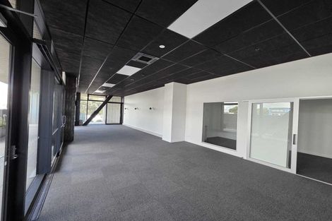 Photo of property in 2/11a Customs Quay, Ahuriri, Napier, 4110