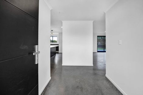 Photo of property in 3 Nikau Place, Hawera, 4610