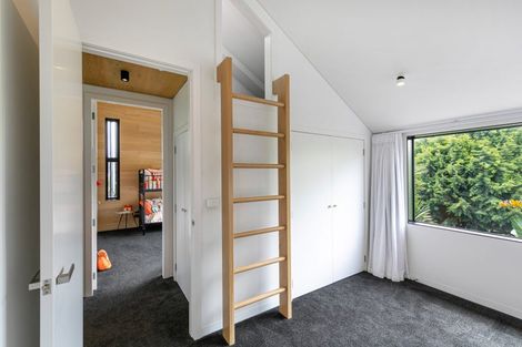 Photo of property in 60 Churchouse Road, Greenhithe, Auckland, 0632