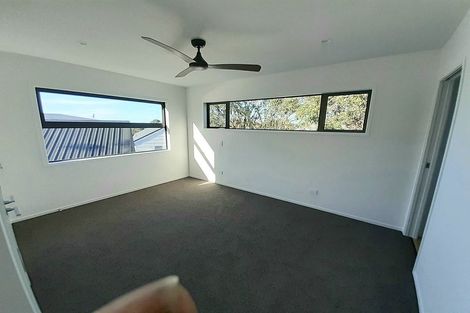 Photo of property in 2 Scott Street, Moturoa, New Plymouth, 4310