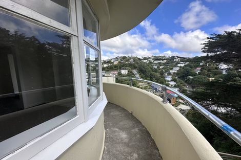Photo of property in 20u3 Saint Michaels Crescent, Kelburn, Wellington, 6012