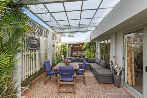 Photo of property in 11 Maeroa Road, Beerescourt, Hamilton, 3200