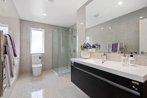 Photo of property in 28 Cassidy Drive, Orewa, 0931