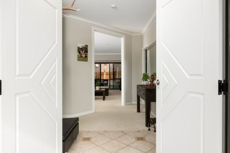 Photo of property in 11 Kinloch Drive, Bethlehem, Tauranga, 3110