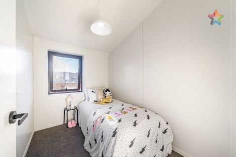 Photo of property in 18d Norana Road, Maoribank, Upper Hutt, 5018