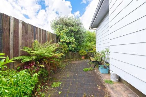 Photo of property in 2 Terra Nova Street, Glen Eden, Auckland, 0602