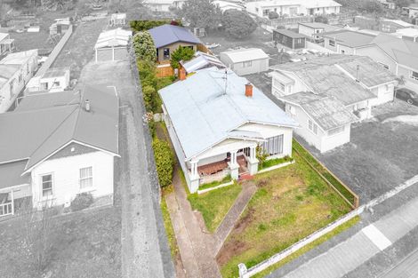 Photo of property in 45 Alma Road, Gonville, Whanganui, 4501