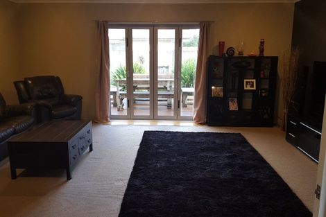 Photo of property in 73 Reading Street, Greytown, 5712