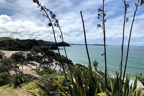 Photo of property in 1305 Matapouri Road, Matapouri, Whangarei, 0173