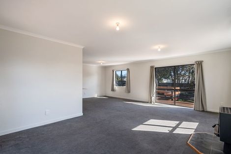 Photo of property in 17a Freyberg Street, Levin, 5510