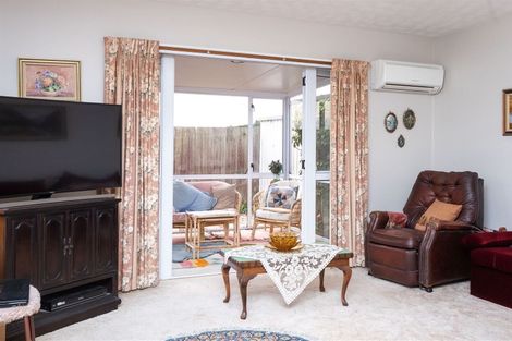 Photo of property in 2/44 Bicknor Street, Templeton, Christchurch, 8042