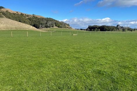 Photo of property in 130 Te Horo Hautere Cross Road, Hautere, Otaki, 5582