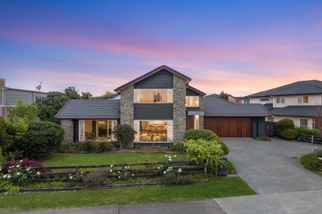 Photo of property in 10 Lake Drive, Karaka, Papakura, 2113