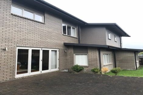 Photo of property in 10 Oak Bark Drive, Schnapper Rock, Auckland, 0632