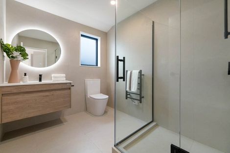 Photo of property in 31 Kurnell Drive, Botany Downs, Auckland, 2010