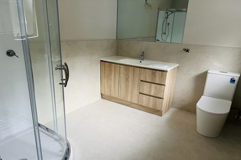 Photo of property in 18 Konini Road, Titirangi, Auckland, 0604