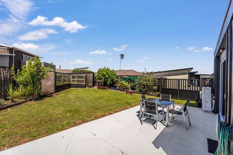 Photo of property in 7 Mermaid Place, Whitianga, 3510