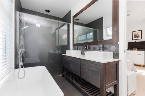 Photo of property in 20 Santa Cruz Drive, Papamoa Beach, Papamoa, 3118