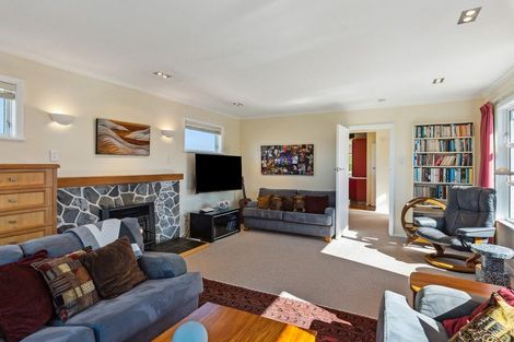 Photo of property in 18 Martin Road, Paraparaumu Beach, Paraparaumu, 5032