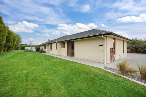 Photo of property in 14 Oreti Road, Otatara, Invercargill, 9879