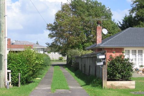 Photo of property in 12 Fairdene Avenue, Henderson, Auckland, 0610