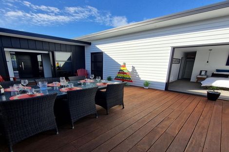 Photo of property in 41 Cyrus Street, Whalers Gate, New Plymouth, 4310