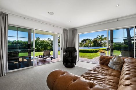 Photo of property in 22 Royal Ascot Drive, Papamoa Beach, Te Puke, 3187